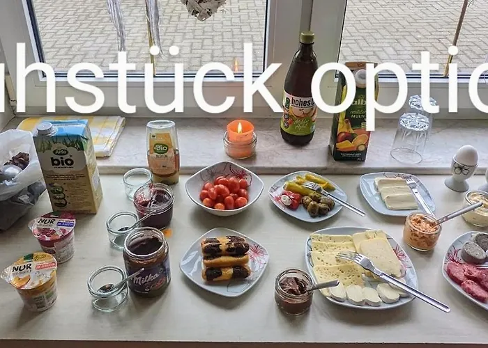 Mit Teekueche, Bad Kuehler Morgen