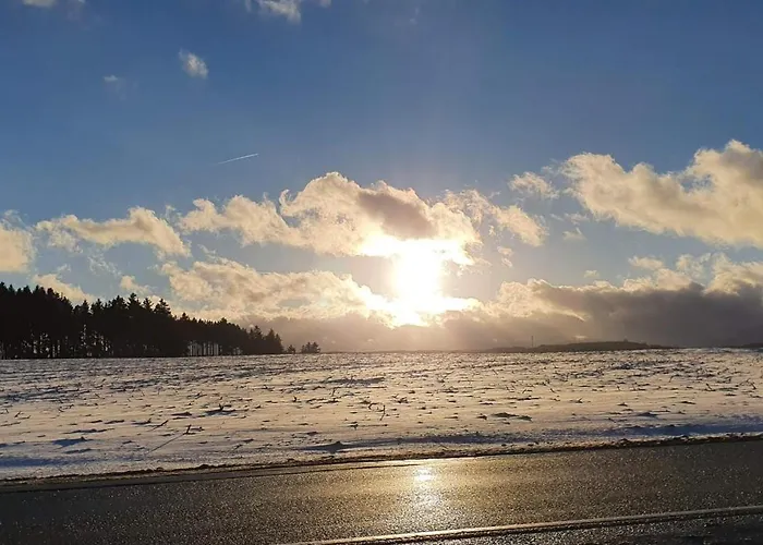 Mit Teekueche, Bad Kuehler Morgen